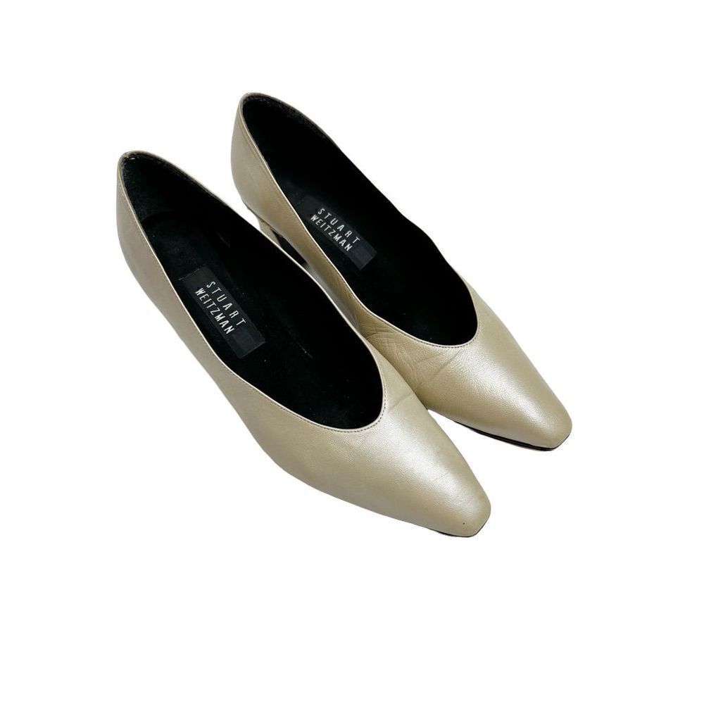 Stuart Weitzman vintage pearl quasar patent pumps size 8.5